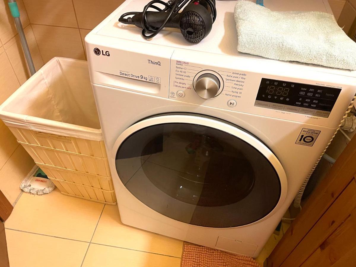 70M2 Romantic Living In The Old Town With Garden Bratislava Ngoại thất bức ảnh